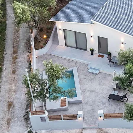 La Casa Di Bei-peaceful And Secluded Retreat With Private Pool- By Mana Gers *